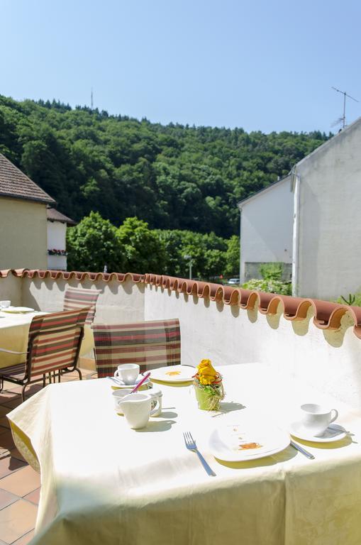 Hotel Haus Schons Mettlach Exteriör bild